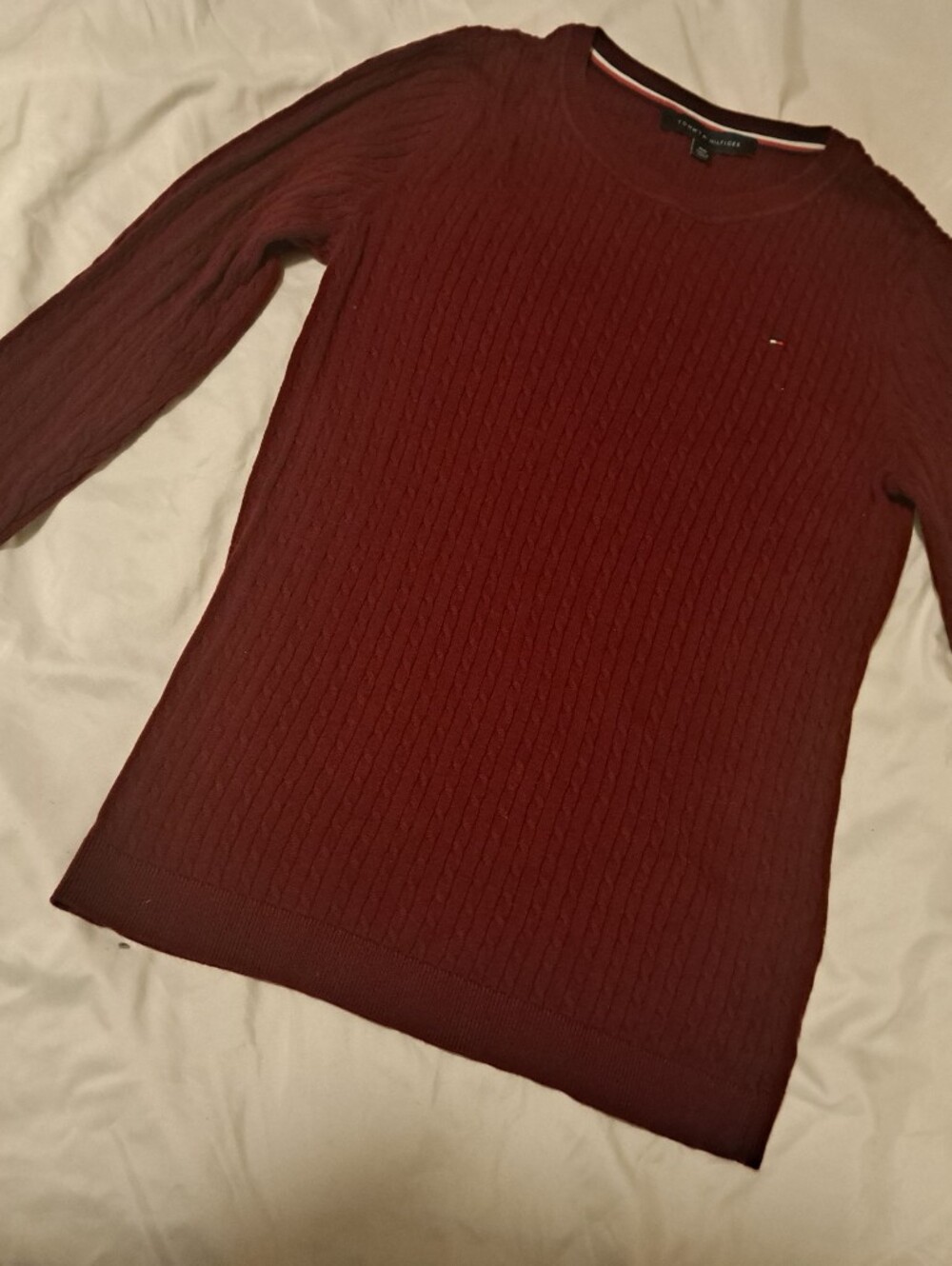Tommy Hilfigerwomen's Maroon Cable Knit Crewneck Sweater